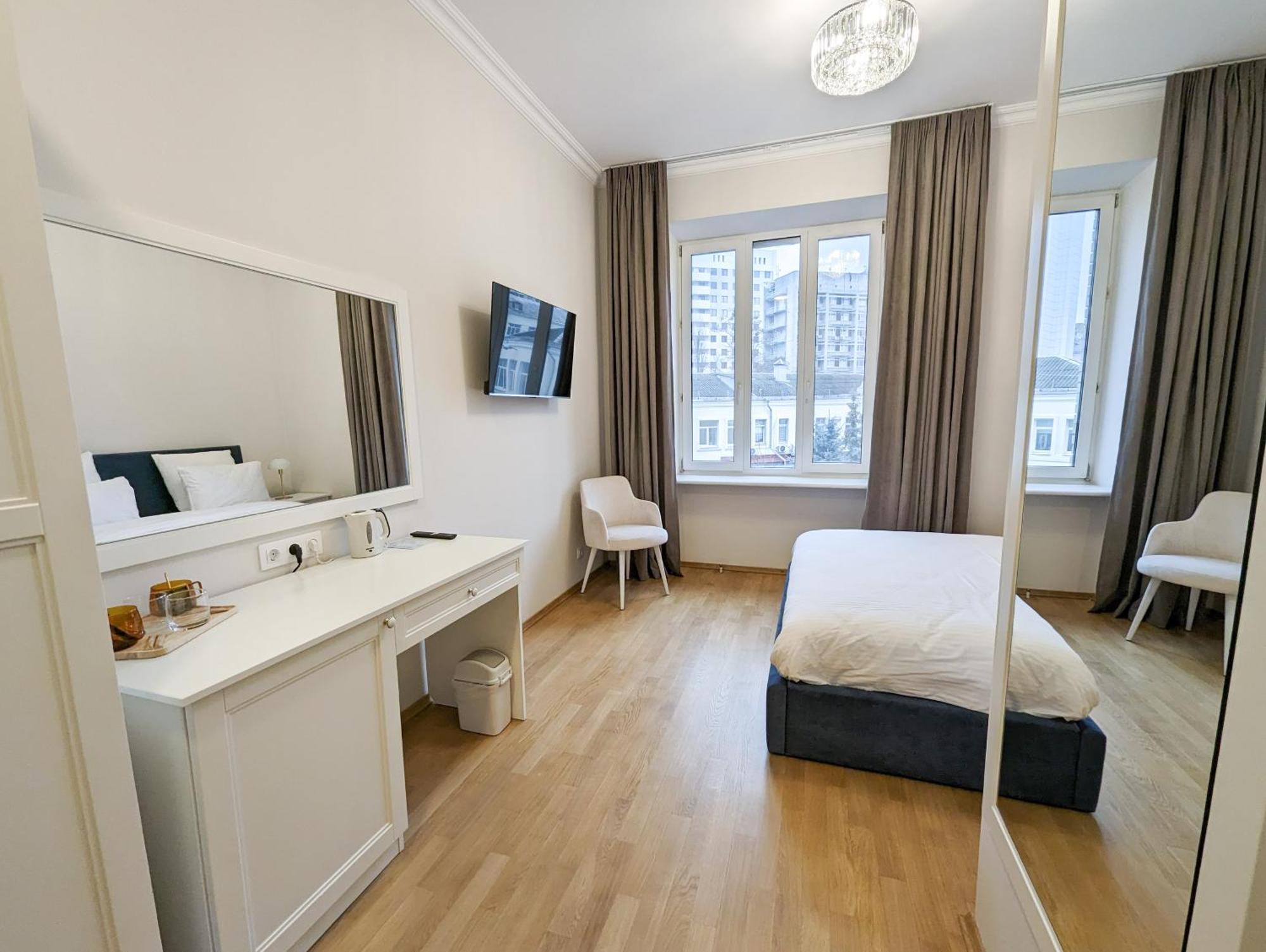 Kyiv Honchara Hotel Εξωτερικό φωτογραφία