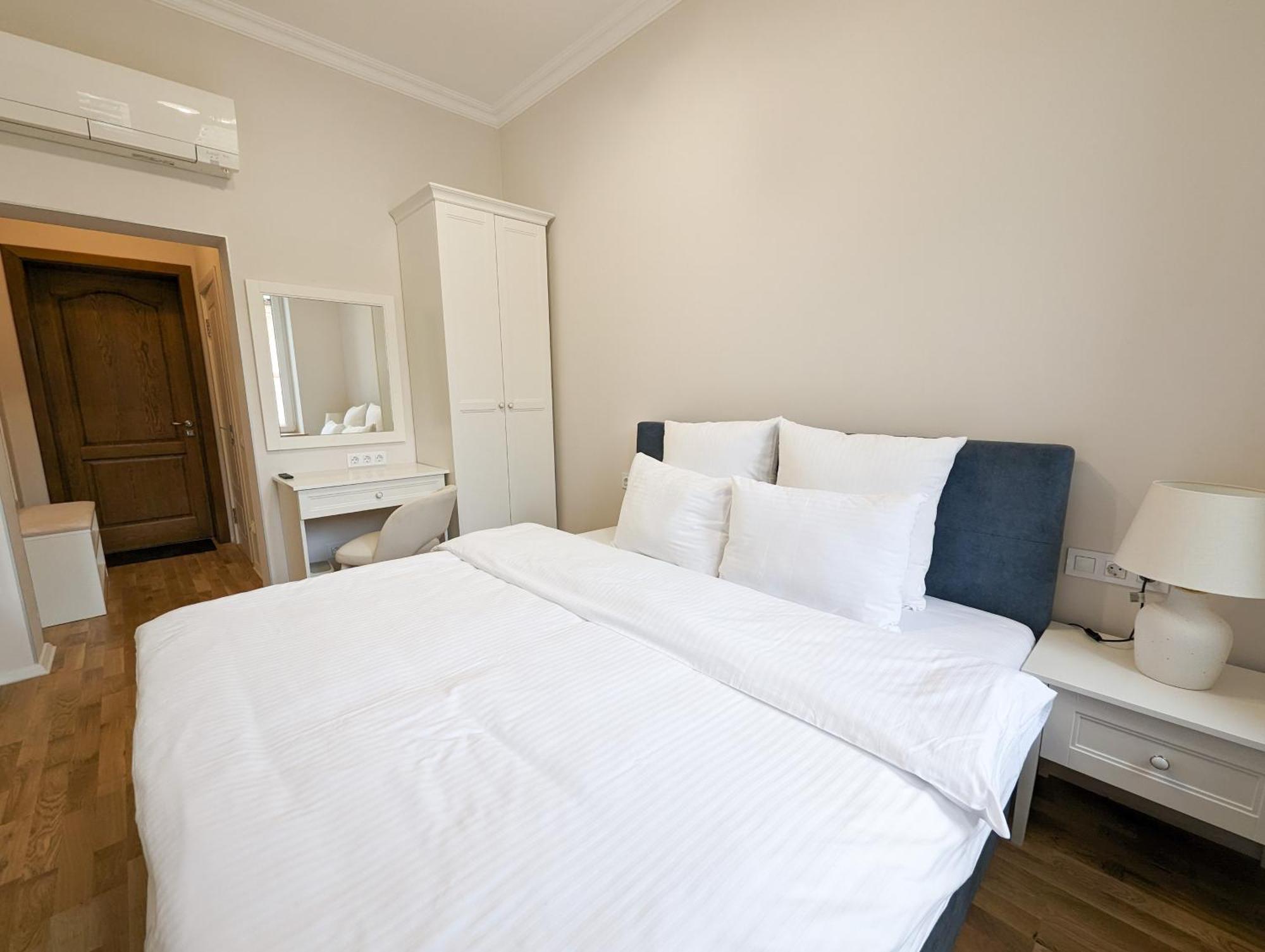 Kyiv Honchara Hotel Δωμάτιο φωτογραφία